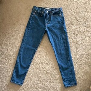 Levi Wedgie Ankle Jeans